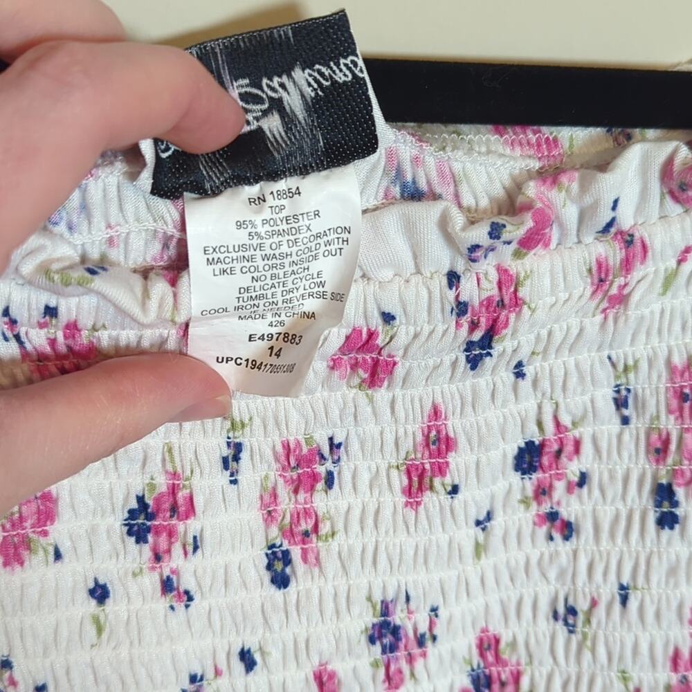 Rare Editions White Pink Floral Smocked Puff Sleeve Crop Top - Picture 3 of 5